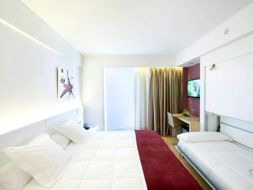 Habitaciones/Triple Room