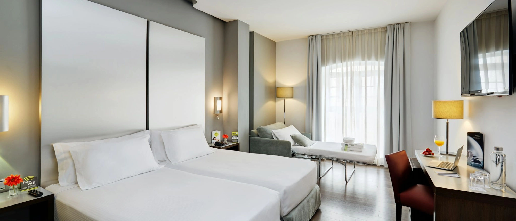 Habitaciones/Triple Room