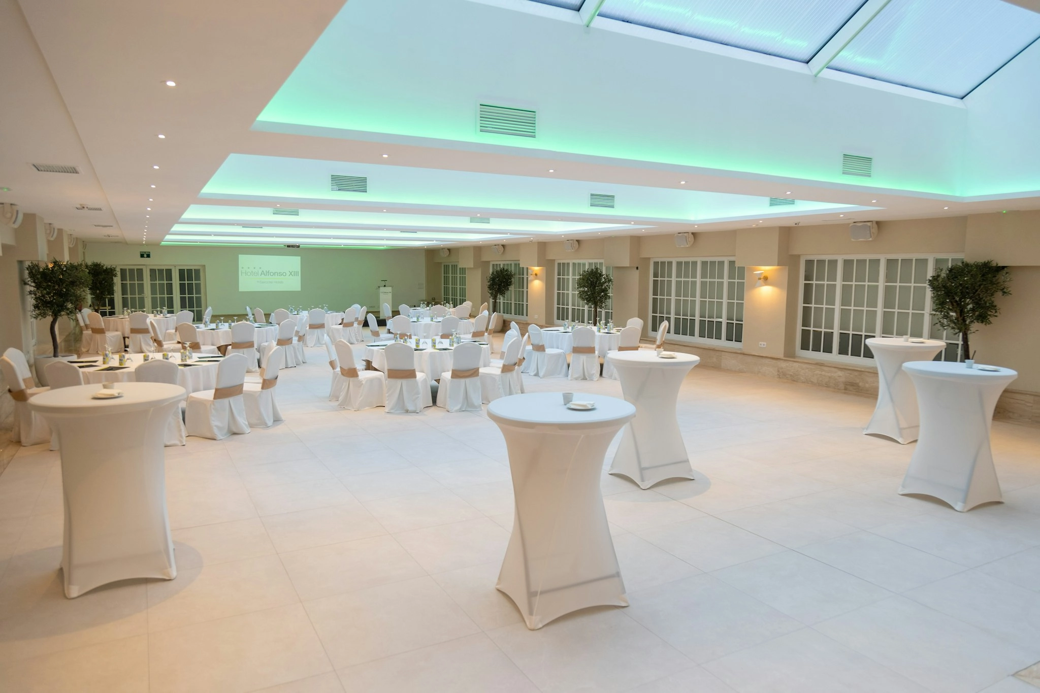 Salas/Salón Central